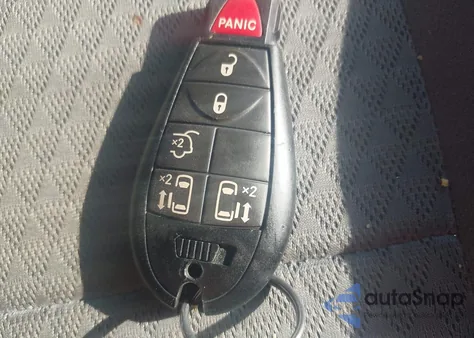 2008 Chrysler Town & Country Touring z USA, uszkodzony, nr VIN 2A8HR54P08R128150